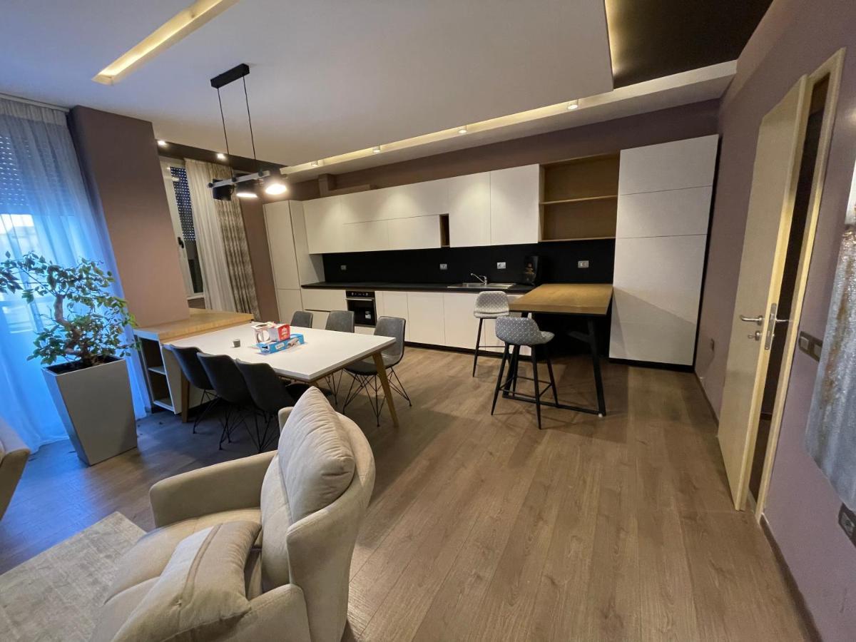 Mak Apartments 地拉那 外观 照片