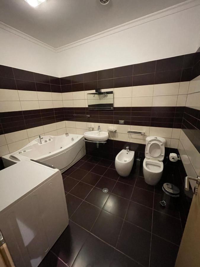 Mak Apartments 地拉那 外观 照片